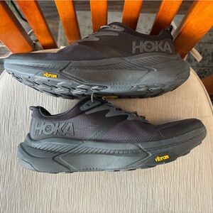 HOKA Women’s Transport in Black